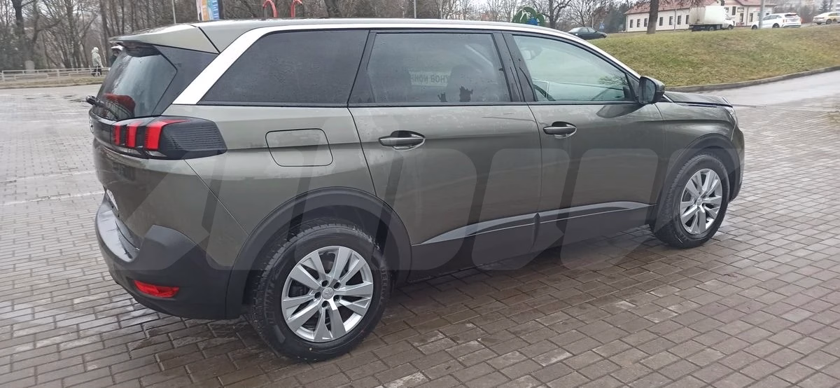 Peugeot 5008