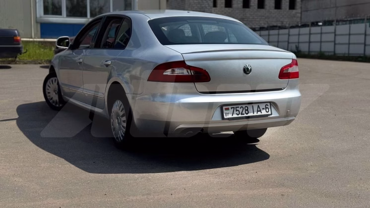 Skoda Superb (17)