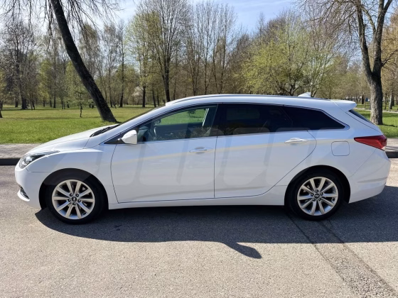 Hyundai I40 (3)