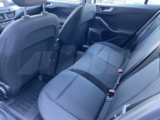 Ford Focus (22)