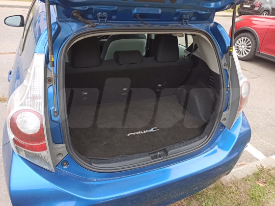 Toyota Prius (9)
