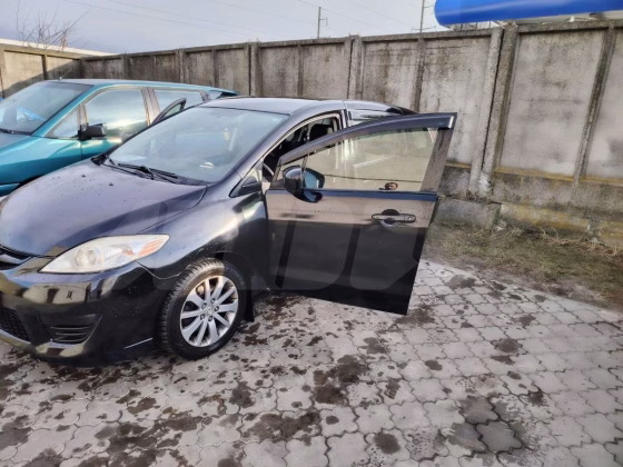 Mazda 5