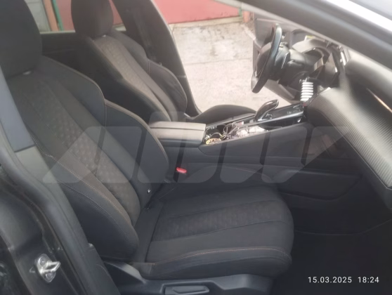 Peugeot 508 (7)