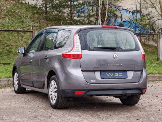 Renault Scenic (4)