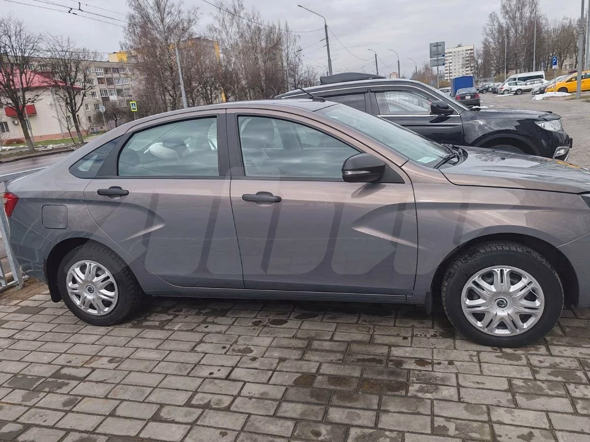Lada Vesta