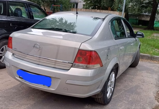 Opel Astra (2)