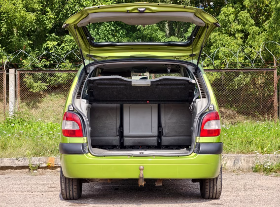 Renault Scenic (7)