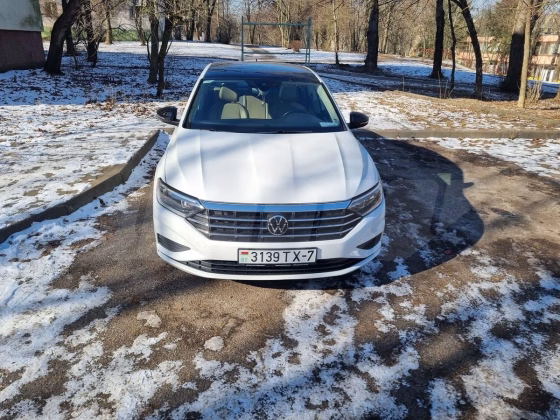 Volkswagen Jetta (3)