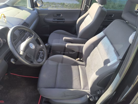 Volkswagen Sharan (6)