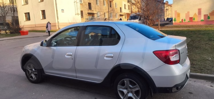 Renault Logan (13)