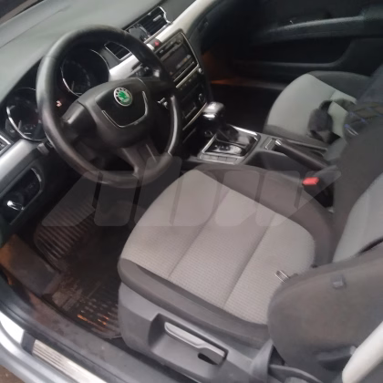 Skoda Superb (7)