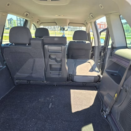 Opel Zafira (15)