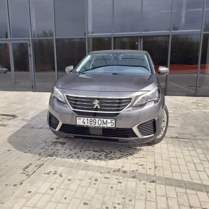 Peugeot 5008 (1)