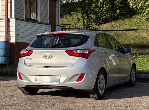 Hyundai I30 (6)