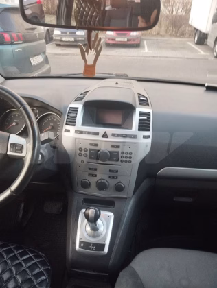 Opel Zafira (6)