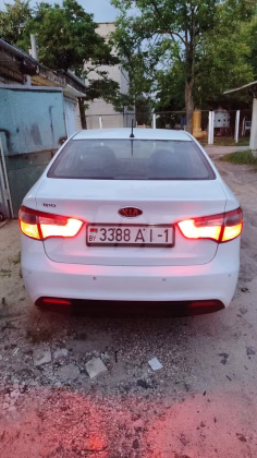 Kia Rio (2)