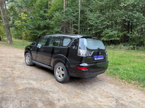 Mitsubishi Outlander (11)