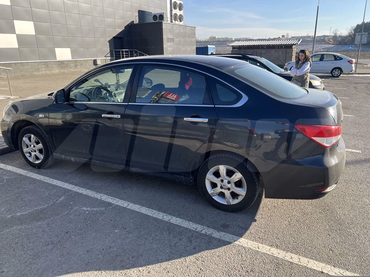 Nissan Almera