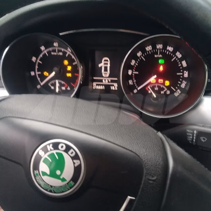 Skoda Superb (6)