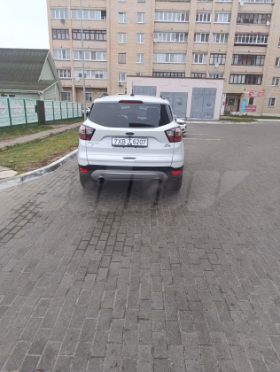 Ford Escape (7)