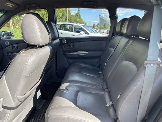 Kia Carens (10)