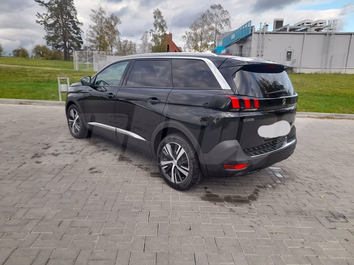 Peugeot 5008