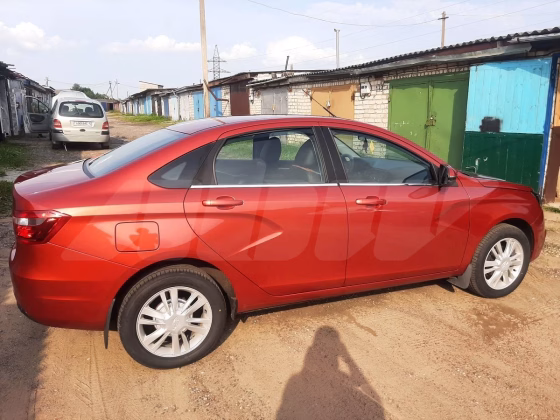 Lada Vesta (3)