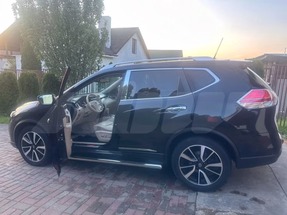 Nissan X-Trail (1)