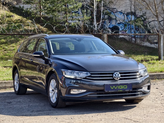 Volkswagen Passat (1)
