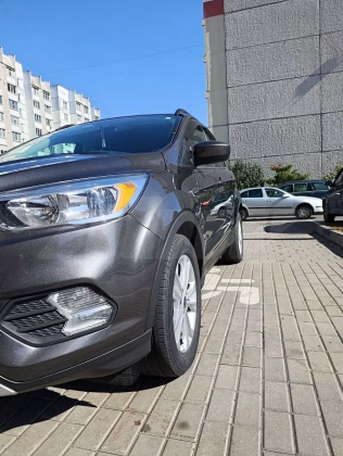 Ford Escape (2)