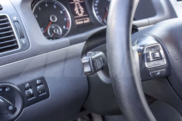 Volkswagen Touran (12)