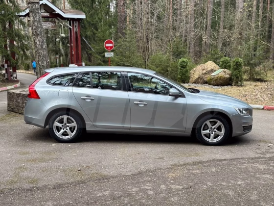 Volvo V60 (8)