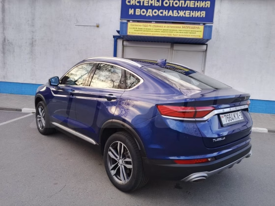 Geely Tugella (1)
