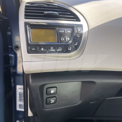 Citroën C4 Picasso (6)
