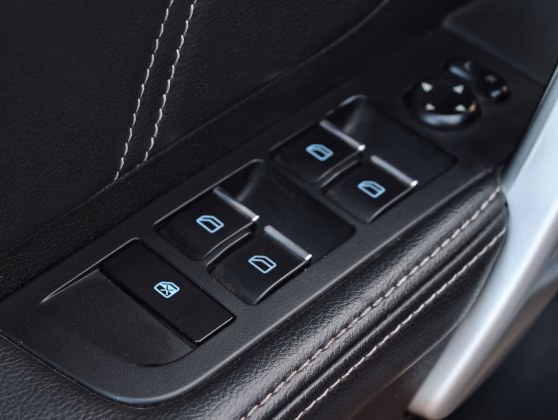 Geely Emgrand X7 (19)