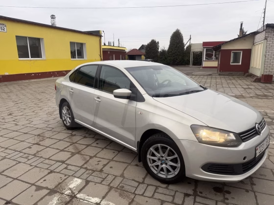 Volkswagen Polo (2)