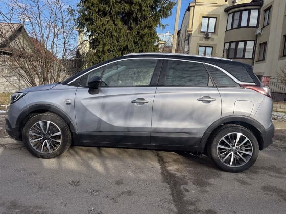 Opel Crossland (X) (9)