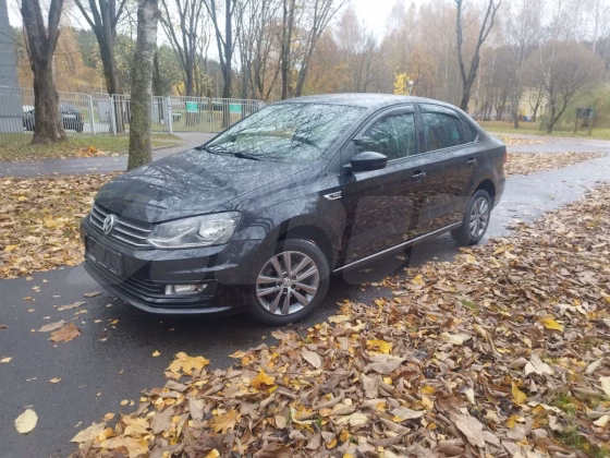Volkswagen Polo (4)