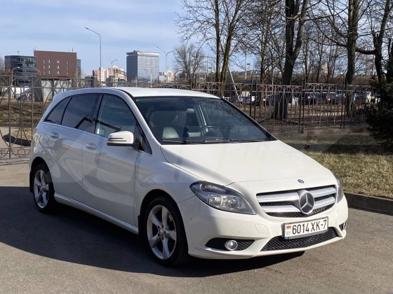 Mercedes-Benz B 160 (1)