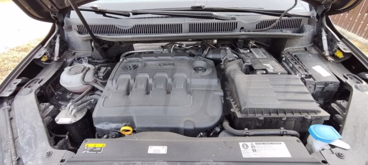 Volkswagen Touran (24)