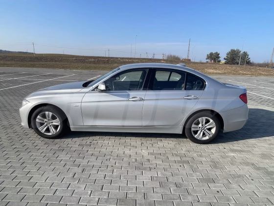 BMW 320 (4)