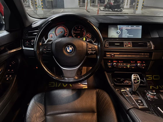 BMW 520 (13)