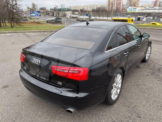 Audi A6 (9)
