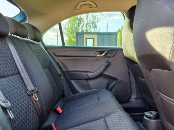 Skoda Rapid (11)
