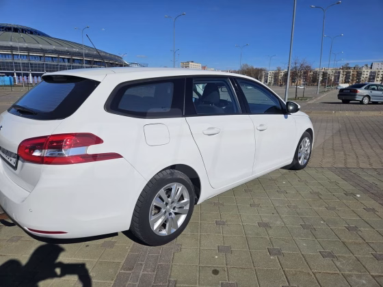 Peugeot 308 (7)