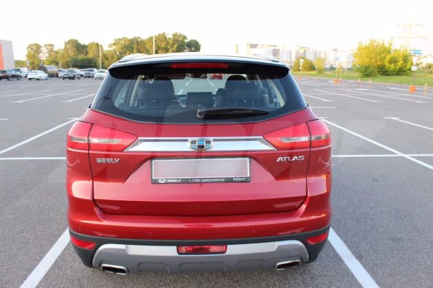 Geely Atlas (4)