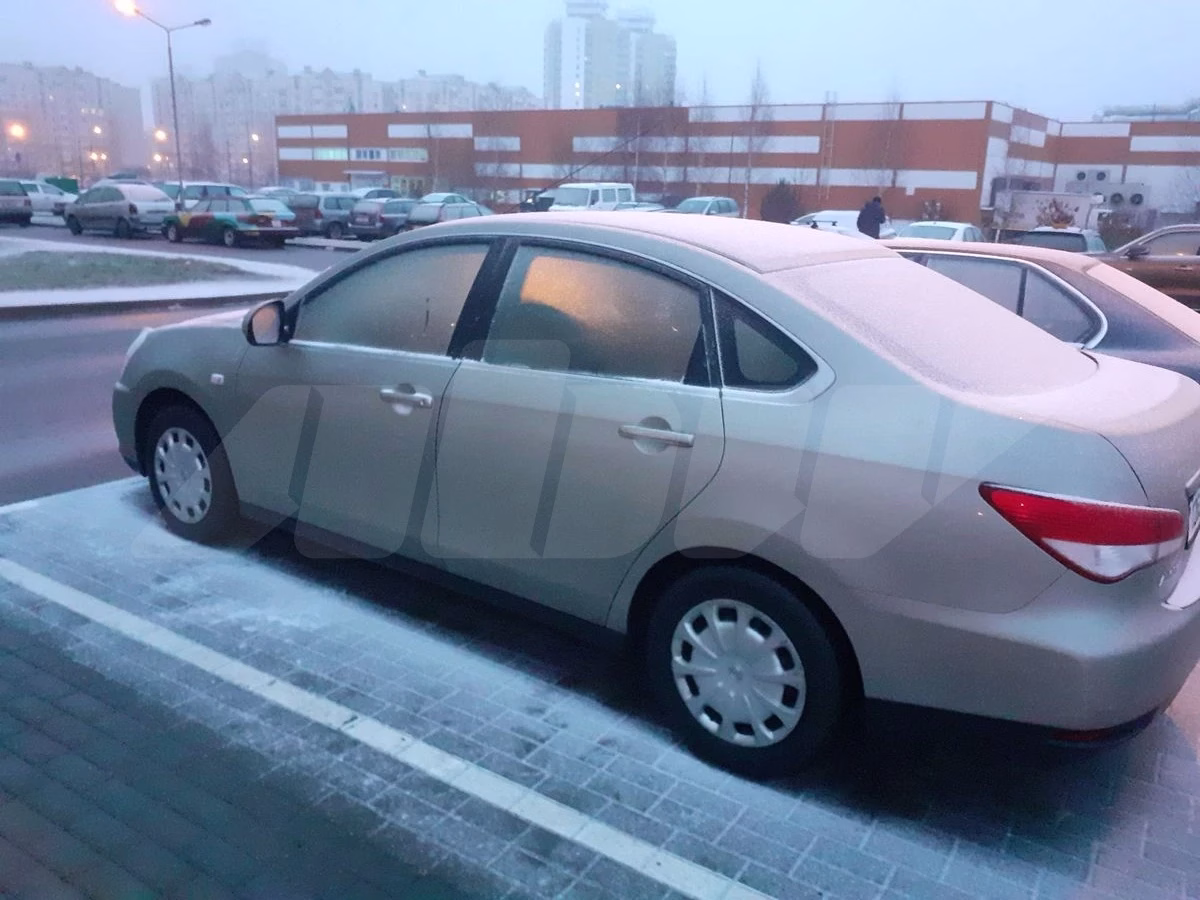 Nissan Almera