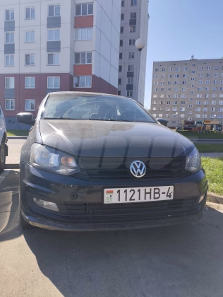 Volkswagen Polo (4)
