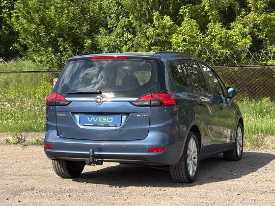 Opel Zafira (6)