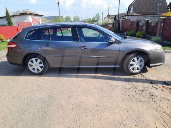 Renault Laguna (7)